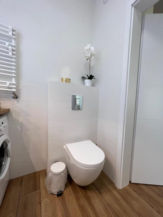 Apartament 26 Metro Varsóvia Exterior foto